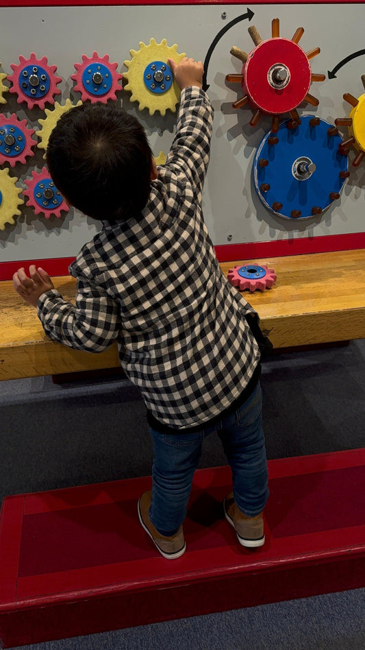 Early signs your toddler may be autistic - Subtly Anxious