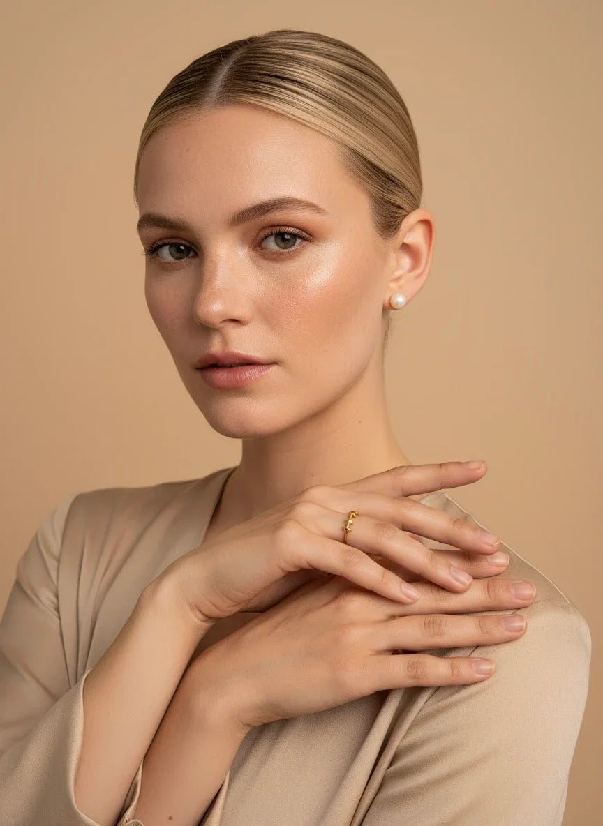 *Low stock* Oversized cultured freshwater pearl button stud earrings s925 sterling silver backing