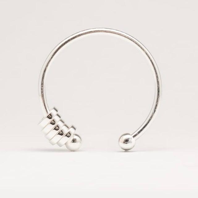 Kids roller fidget ring in white gold plated on sterling silver - adjustable - Subtly Anxious