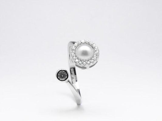7 reasons to choose sterling silver jewellery - Subtly Anxious
