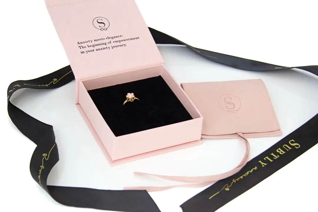 DELILAH - Sakura cherry blossom 18k gold fidget spinner ring